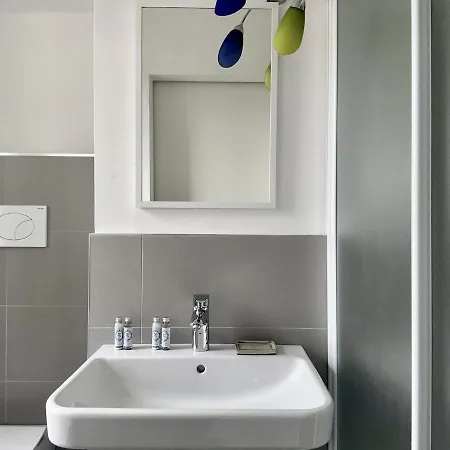 Appartement Borromeo - - By Host4u